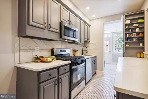 4417 3rd St NW, Washington, DC 20011 photo 11