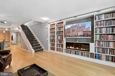Living - 616 E Street St NW #213, Washington, DC 20004 photo 3 of 5
