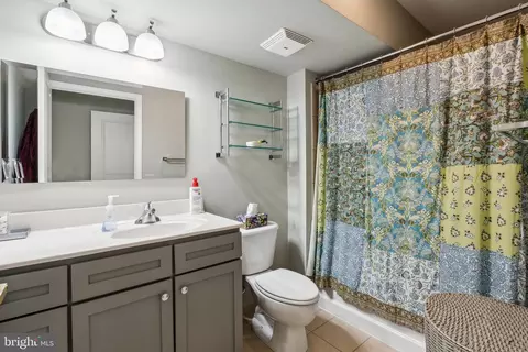Bath - 616 E Street St NW #213, Washington, DC 20004 photo 2 of 2