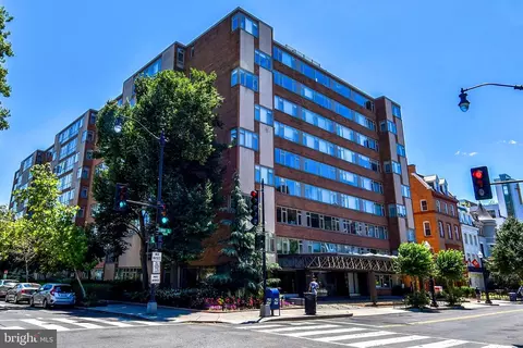 1545 18th St NW #218, Washington, DC 20036