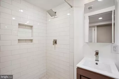 Bath - 1322 D St SE, Washington, DC 20003 photo 2 of 2