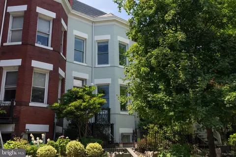 631 F St NE, Washington, DC 20002 photo 4