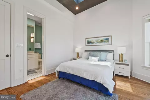 631 F St NE, Washington, DC 20002 photo 22