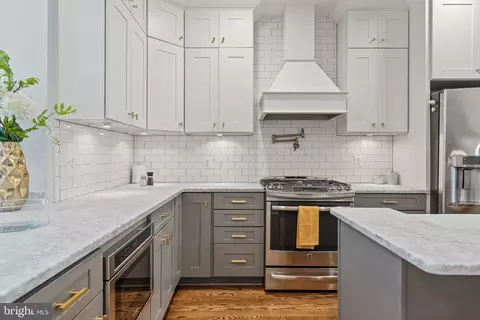 631 F St NE, Washington, DC 20002 photo 12