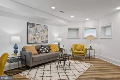 631 F St NE, Washington, DC 20002 photo 34