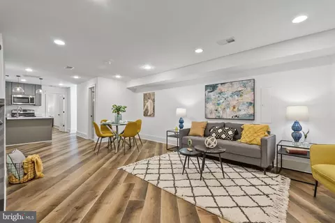 631 F St NE, Washington, DC 20002 photo 32