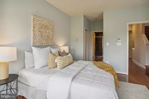 314 I St SE, Washington, DC 20003 photo 43