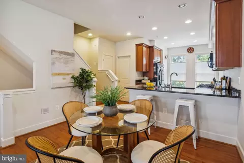 314 I St SE, Washington, DC 20003 photo 13