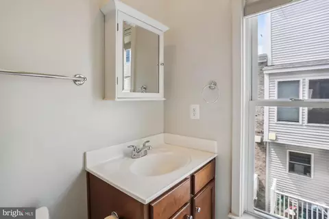 314 I St SE, Washington, DC 20003 photo 29