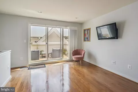 314 I St SE, Washington, DC 20003 photo 53