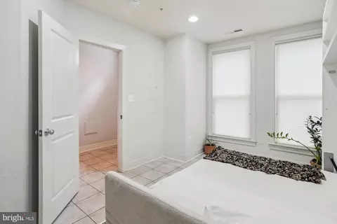 314 I St SE, Washington, DC 20003 photo 64