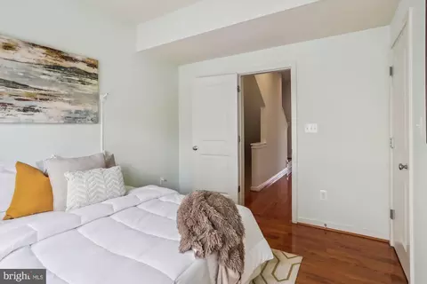 314 I St SE, Washington, DC 20003 photo 36