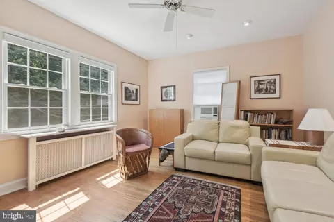 2520 41st St NW #3, Washington, DC 20007 photo 3