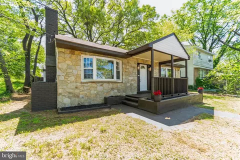 4525 Edson Pl NE, Washington, DC 20019
