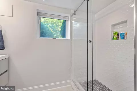 928 Constitution Ave NE, Washington, DC 20002 photo 26