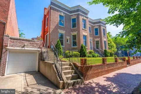 928 Constitution Ave NE, Washington, DC 20002