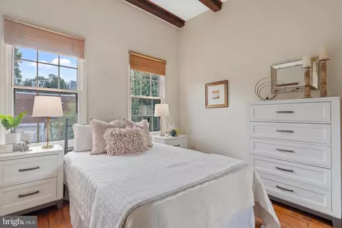 702 9th St SE, Washington, DC 20003 photo 14