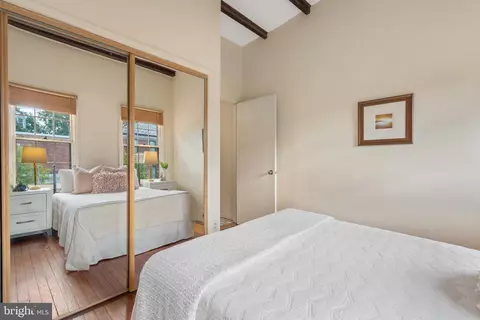 702 9th St SE, Washington, DC 20003 photo 15
