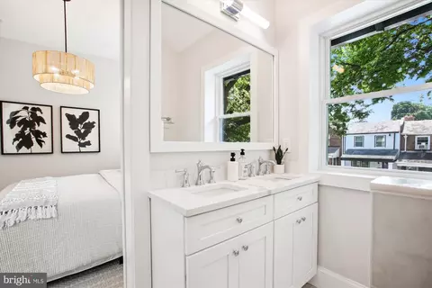 Bath - 1306 Staples St NE, Washington, DC 20002 photo 3 of 6