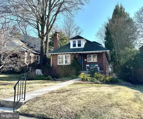 4720 Ellicott St NW, Washington, DC 20016