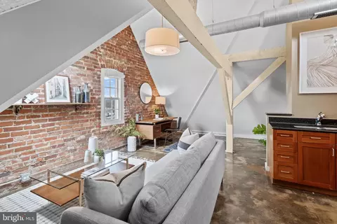 440 12th St NE #309, Washington, DC 20002
