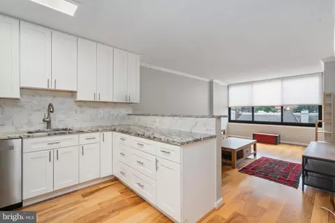 1301 20th St NW #607, Washington, DC 20036