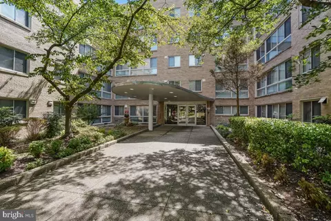 6445 Luzon Ave NW #517, Washington, DC 20012