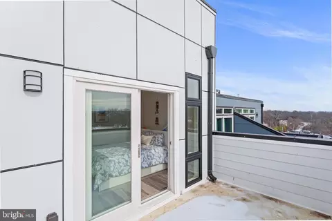 2209 M St NE #11, Washington, DC 20002 photo 18