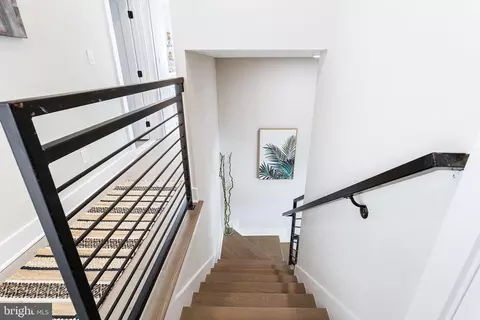 2209 M St NE #11, Washington, DC 20002 photo 21