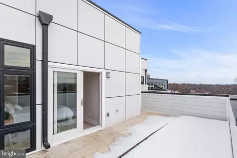 2209 M St NE #11, Washington, DC 20002 photo 9