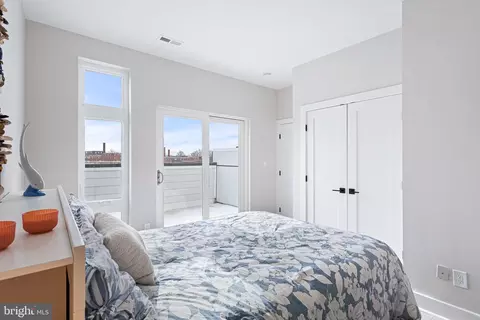 2209 M St NE #11, Washington, DC 20002 photo 16