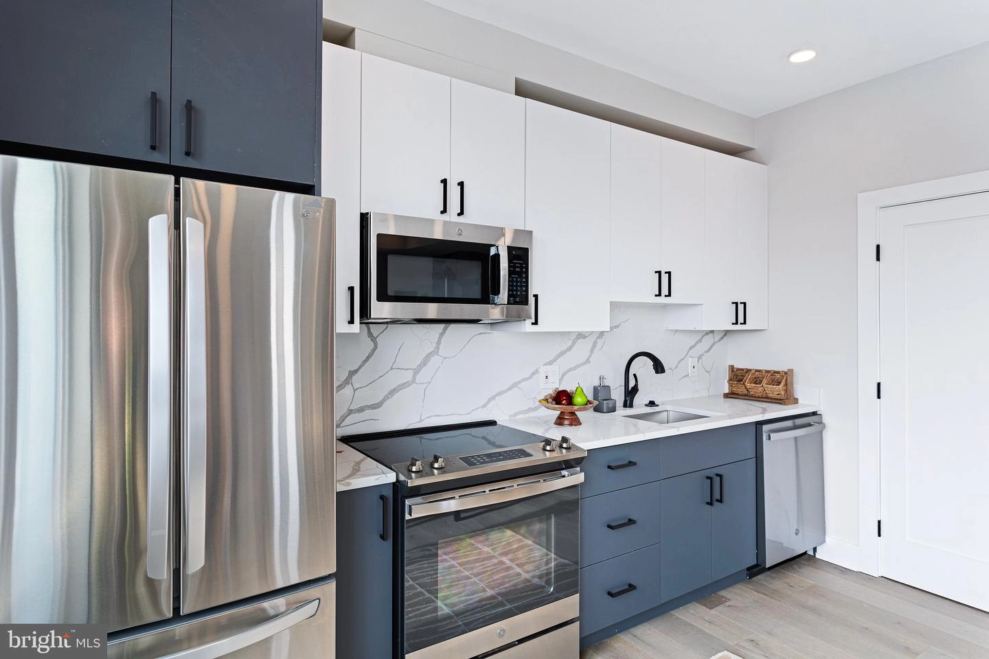 2209 M St NE #11, Washington, DC 20002 photo 3