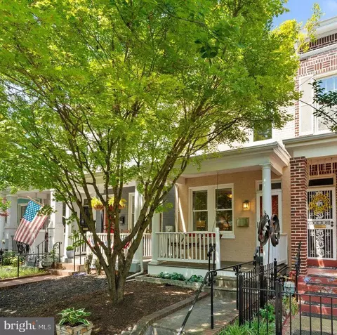 226 14th Pl NE, Washington, DC 20002 photo 2
