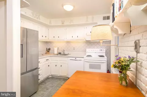 Kitchen - 920 I St SE, Washington, DC 20003 photo 1 of 1
