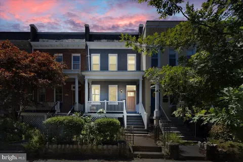 1421 A St SE, Washington, DC 20003
