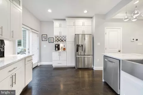 219 14th St SE, Washington, DC 20003 photo 11