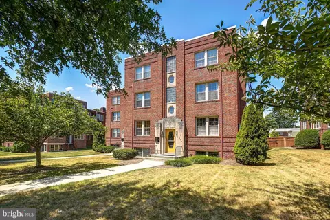 6722 3rd St NW #304, Washington, DC 20012
