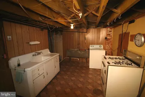 1025 D St NE, Washington, DC 20002 photo 35