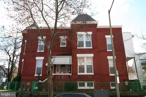 1025 D St NE, Washington, DC 20002