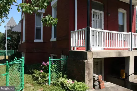 1025 D St NE, Washington, DC 20002 photo 4