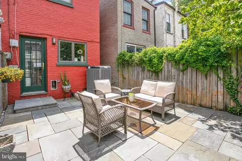 304 C St NE, Washington, DC 20002 photo 27