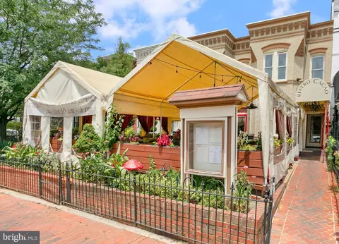 304 C St NE, Washington, DC 20002 photo 40
