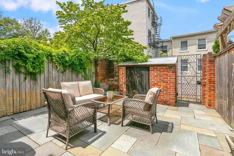 304 C St NE, Washington, DC 20002 photo 29
