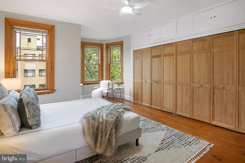 304 C St NE, Washington, DC 20002 photo 21