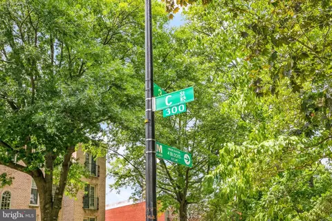 304 C St NE, Washington, DC 20002 photo 30