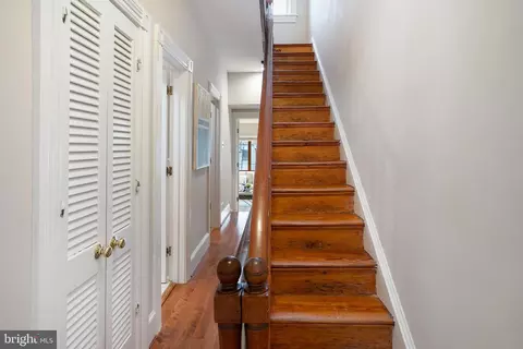 304 C St NE, Washington, DC 20002 photo 12