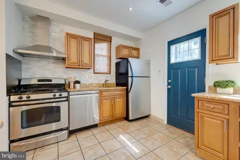 Other - 1014 3rd St SE, Washington, DC 20003 photo 5 of 11
