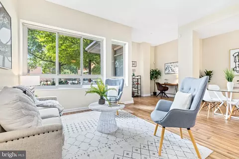 355 I St SW #S104, Washington, DC 20024