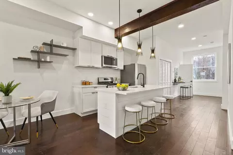 4725 3rd Pl NW #3, Washington, DC 20011