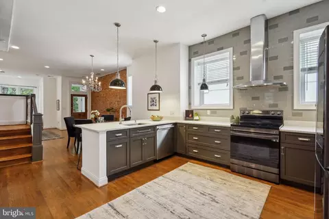 77 U St NW #UPPER, Washington, DC 20001 photo 7